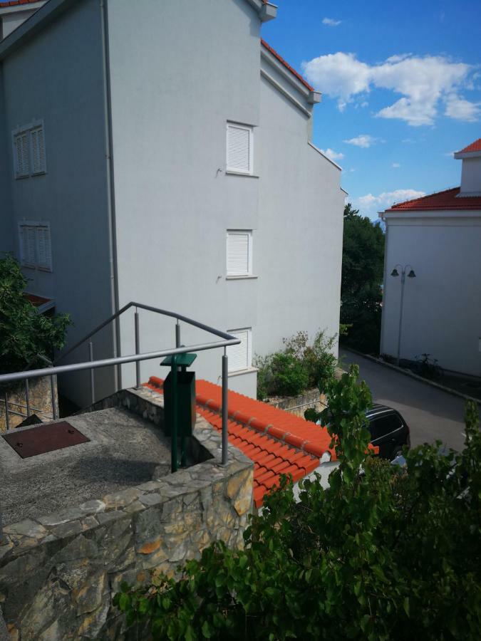D&M Apartman 1 Selce Buitenkant foto