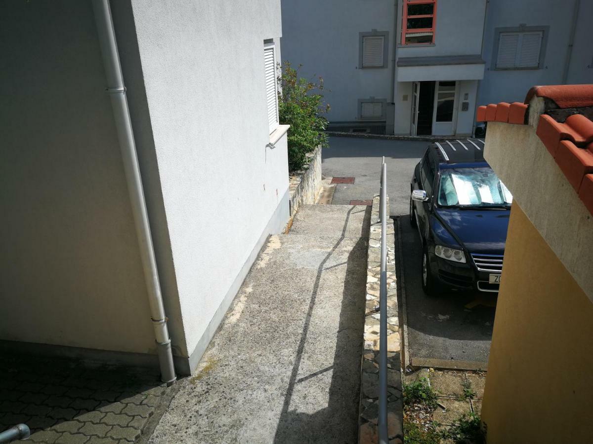 D&M Apartman 1 Selce Buitenkant foto